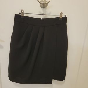 Club Monaco black pleated miniskirt size 2